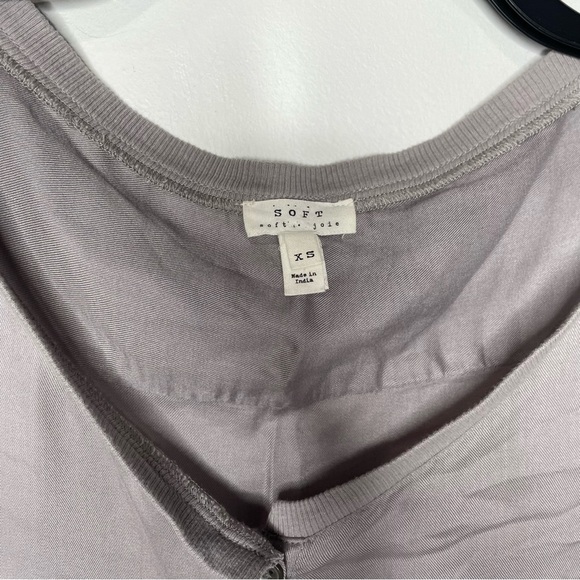 Soft Joie button down top size XS - Picture 2 of 6